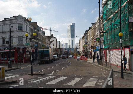 Die Heron-Tower in der City of London angesehen von Bethnal Green Road, London, UK Stockfoto