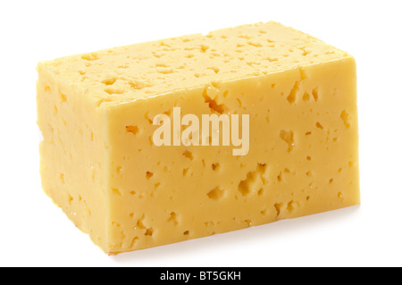 Stück Käse mit Löchern, die isoliert auf weiss Stockfoto