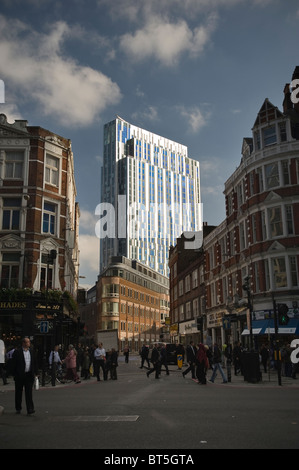 100 Middlesex Street gesehen von Bishopsgate, London, UK Stockfoto