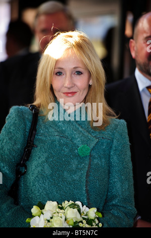JKROW001.jpg Autor J.K.Rowling erhielt am Dienstag 19.. H.C.Andersen-Literatur in der Fossilienbörse von Odense Award 2010. Stockfoto