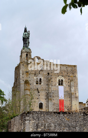 Jungfrau im Festung des schwarzen Falken, Montbazon Burg, Indre-et-Loire, Touraine, Frankreich, in der Nähe von Tours Stockfoto