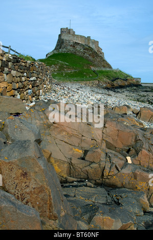 Öffnen Sie Ruderboot Lindisfarne Northumberland Gezeiten-Insel Nord-Ostküste England Holy Island, Zivilgemeinde. Parker Chronicle P Stockfoto