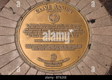 berühmte Leute Australien australische Australier Aussie Aussies Sydney Hafen Gehweg Pflaster Messing Name Platte abstrakt, gealtert, Stockfoto