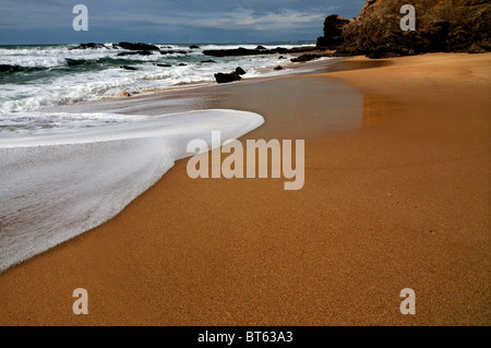 Portugal, Alentejo: Strand Praia Grande in Porto Covo Stockfoto