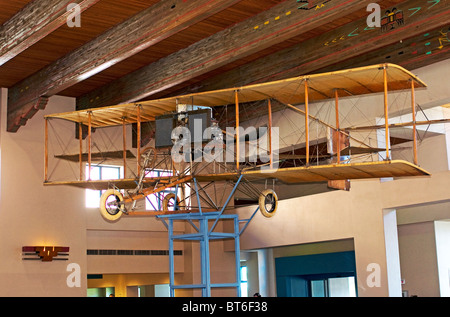 1914 Ingram Foster Doppeldecker auf Anzeige in Albuquerque, New Mexico Flughafen Stockfoto