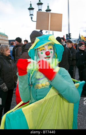 Weinenden Clown auf der Demonstration vor dem Parlament in Kopenhagen während der UN-Klimakonferenz COP 15. Klima März. Stockfoto