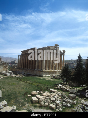 Libanon Baalbek Tempel des Bacchus, gesehen vom Tempel des Jupiter Stockfoto