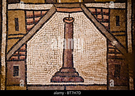 Detail aus Mosaik-Fußboden der Kirche aus dem 8. Jahrhundert von St. Stephan in Umm al-Rasas, Jordanien. Stockfoto