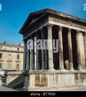 Die Maison Carree in Nîmes, Frankreich, nahm Tempel gewidmet Söhne des Kaisers Augustus Stockfoto