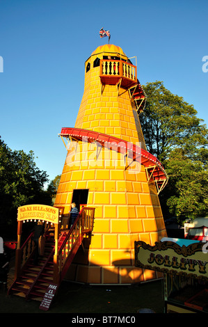 "Leuchtturm Slip" Helter Skelter fahren, Carters Steam Fair, Englefield Green, Surrey, England, Vereinigtes Königreich Stockfoto