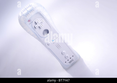 Nintendo Wii-Konsole Bluetooth-Controller. Stockfoto