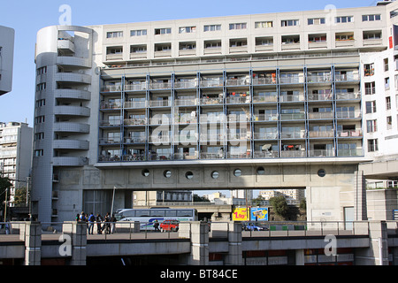 Sozialer Wohnungsbau in La Villette in Paris. Stockfoto