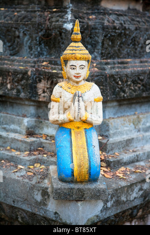 Architektonische Details der vielen Tempel in der Nähe von Phnom Penh Kambodscha Stockfoto