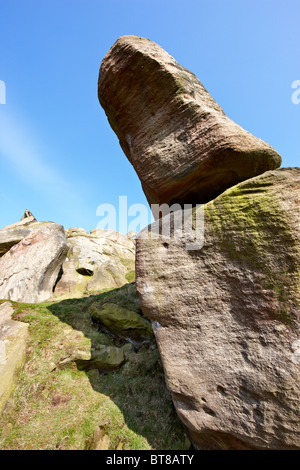 Felsformationen an Almscliffe Felsen, in der Nähe von Harrogate, North Yorkshire Stockfoto