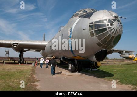 Ein RB-36 Peacemaker Langstrecken-Bomber Flugzeug auf dem Display auf der Castle Air Museum, Merced, Kalifornien USA. Stockfoto