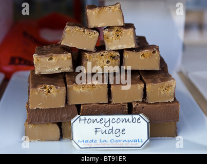 Fudge im Shop Fenster Newquay Cornwall England Stockfoto