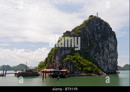 DAO Titop Insel in der Halong Bay, Vitenam Stockfoto