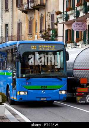 Busverbindungen auf der Durchreise Argegno.Lake Como Italien Stockfoto