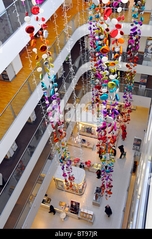 John Lewis zu speichern, Interieur und Weihnachtsschmuck Stockfoto