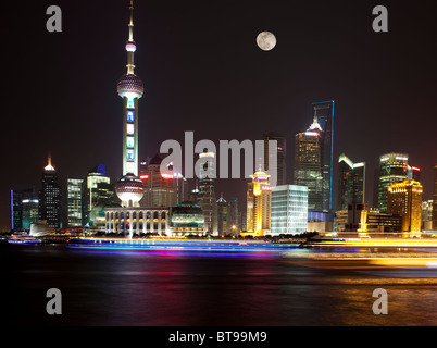 Shanghai Bund, ein berühmter Ort für Fluss, hohe Gebäude und CBD-zone Stockfoto