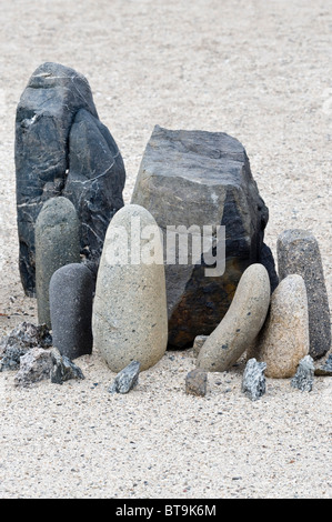 Künstlerische Stein Anordnung Caleta Pan de Azucar Campingplatz Norte Chico Chile Südamerika Stockfoto