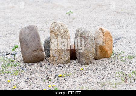 Künstlerische Stein Anordnung Caleta Pan de Azucar Campingplatz Norte Chico Chile Südamerika Stockfoto