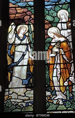 Ein Glasfenster, die Darstellung der biblischen Geschichte von der Auferstehung, Pfarrkirche St Mary the Virgin, Luccombe, Somerset Stockfoto