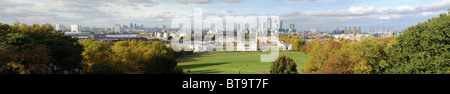 Greenwich im Herbst, Blick vom Observatorium in Greenwich mit Blick auf London, 26. Oktober 2009. Stockfoto