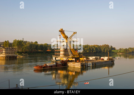 Brücke auf dem Fluss Po, Piacenza, Italien Stockfoto