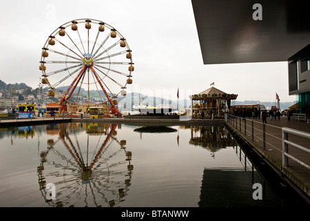 Riesenrad, Lunapark, Luzern, Schweiz Stockfoto