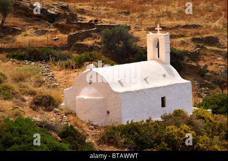 Traditionelle griechische orthodoxe Kirche auf Ios, Kykladen-Insel, Griechenland Stockfoto