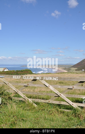 Halten Sie deutliche Zeichen auf Tor Coastal Walk in Rhossili Swansea Wales Stockfoto