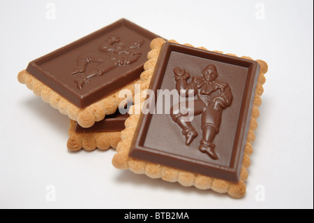 Drei Schokoladenkekse auf weißem Hintergrund Stockfoto