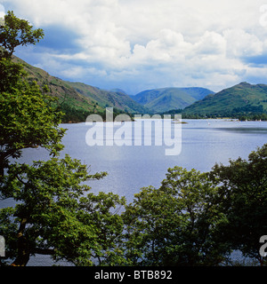 Blick über Ullswater des zweitgrößten Sees in der Seenplatte Stockfoto