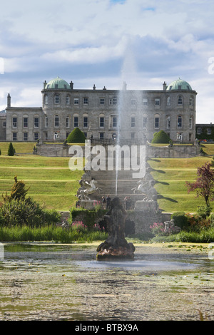 Powerscourt House von Triton See Wicklow Irland Stockfoto