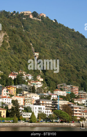 Standseilbahn von Como Stadt nach Brunate, Comer See, Lombardei, Italien Stockfoto