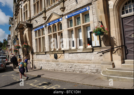 Grange-Over-Sands touristischen Informationszentrum Victoria Hall, Main Street, Grange-Over-Sands, Cumbria LA11 6DP Stockfoto