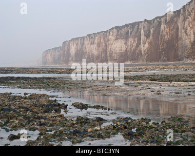 der Normandie Klippen in St. Valery-En-Caux im Morgengrauen horizontale Stockfoto