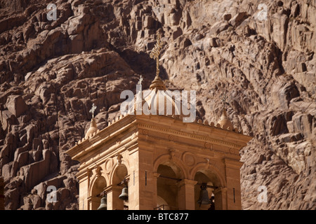 Kirchturm der orthodoxe Katharinenkloster in der Nähe von St. Catherine oder El Miga Dorf, Sinai, Ägypten, Afrika, Stockfoto