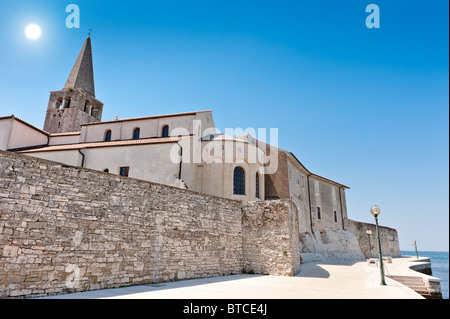 Porec - Adria Altstadt in Kroatien, Istrien Region. Beliebtes touristisches Ausflugsziel. Stockfoto