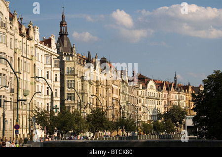 Elk188-1908 Tschechien, Prag, Masarykove Nabrezi, Jugendstil-Fassaden Stockfoto