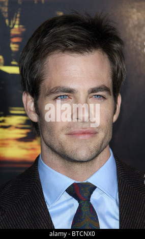 CHRIS PINE unaufhaltsam Filmpremiere LOS ANGELES Kalifornien USA 26. Oktober 2010 Stockfoto