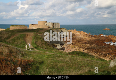 Fort Hommet an der Vazoner Bucht, Guernsey Stockfoto