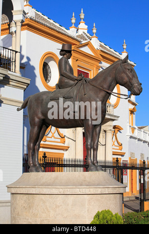 Denkmal für ein weiblicher Stierkämpfer in Sevilla, Spanien Stockfoto