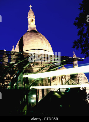 Sacre Coeur & Fuincular Bahnhof Stockfoto