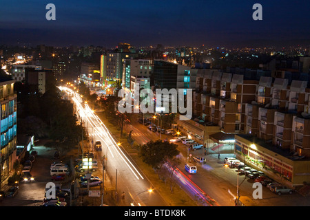 Luftaufnahme von Addis Abeba in der Nacht Stockfoto