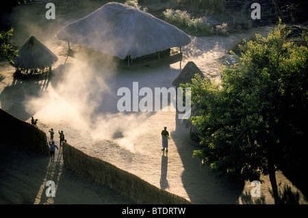 Luftaufnahme von einer Dorf-Szene in Luangwa Stockfoto