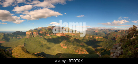 Panoramablick auf die drei Rondavels und Blyde River Canyon Stockfoto