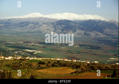 5367 MT HERMON NÖRDLICHSTE GRENZE JOSHUA S EROBERUNGEN LAND CNAAN EHRUNGEN FLUSS JORDAN ENTSTEHEN AM BERG S BASIS Stockfoto