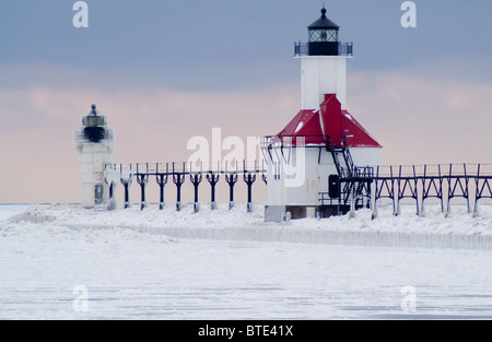 St. Joseph North Pier Leuchtturm im Winter Stockfoto